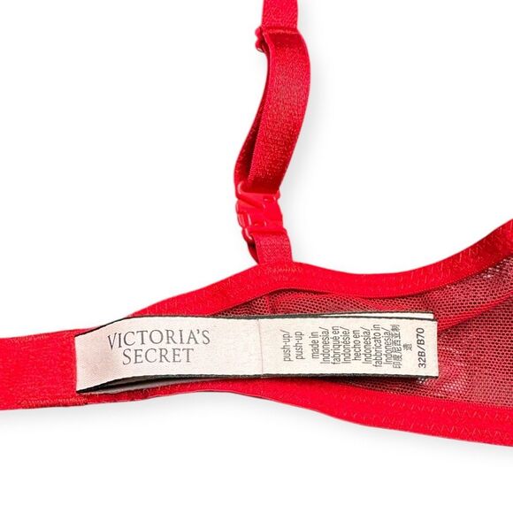 VICTORIA’S SECRET Women’s Red and Metallic Push-Up Bra Size 32B - Picture 3 of 5